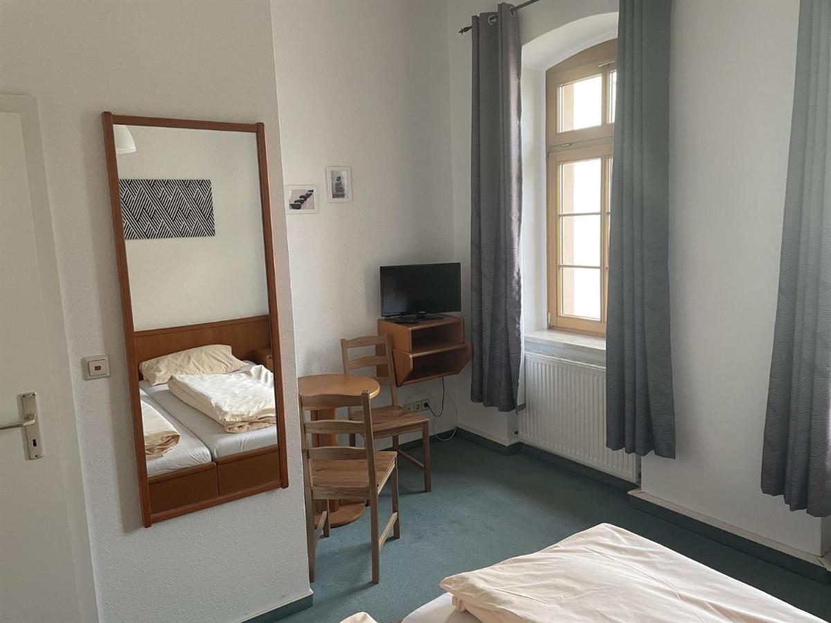 Altes Brauhaus Hotel Weißenfels Buitenkant foto